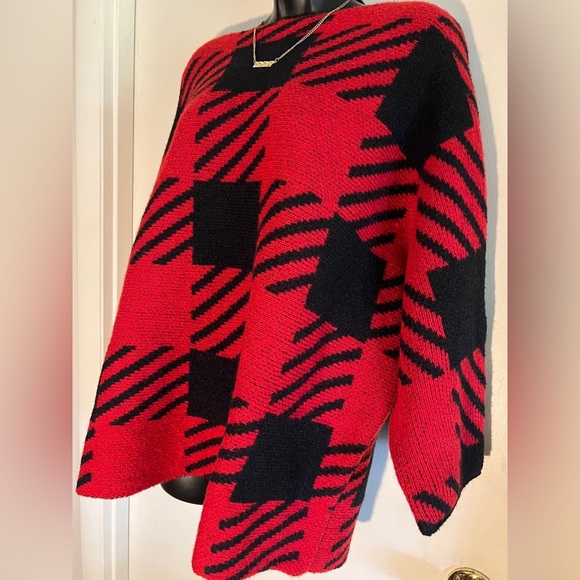 Red and Black Plaid Sweater - Plus Size 2X NWT - Picture 2 of 3